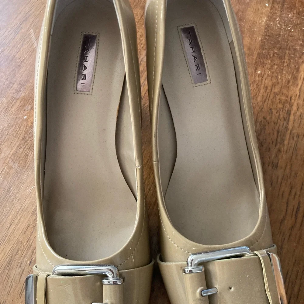 Tahari Patent Pumps - Picture 14 of 16